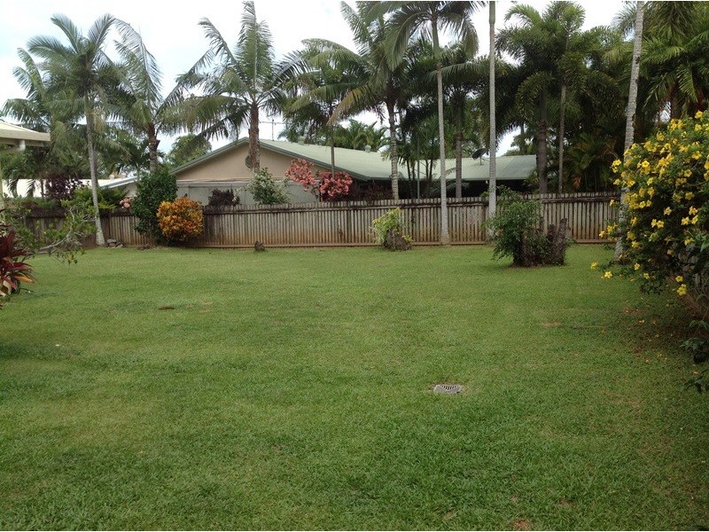 8 Isaac Smith Close, Kewarra Beach QLD 4879