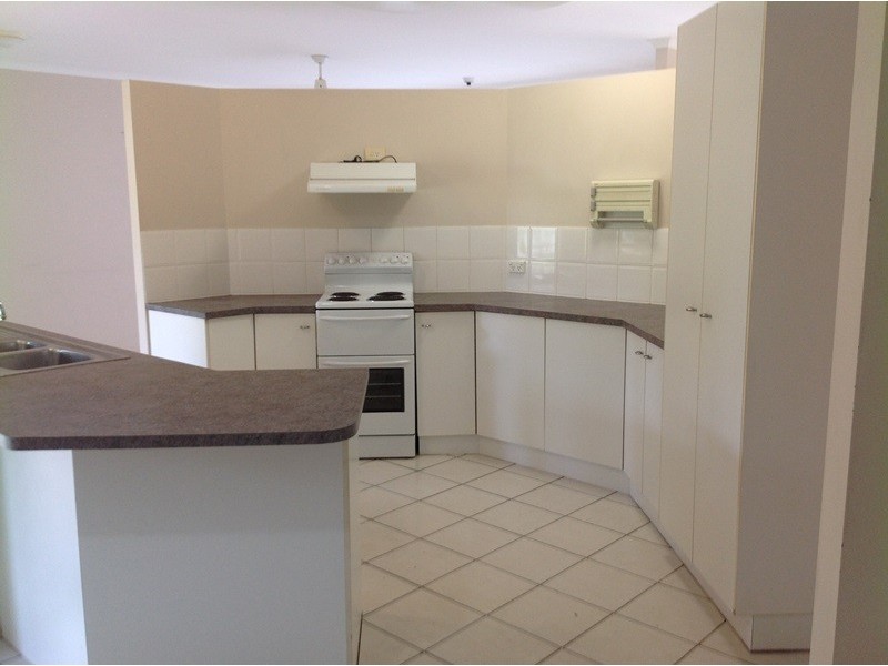 8 Isaac Smith Close, Kewarra Beach QLD 4879