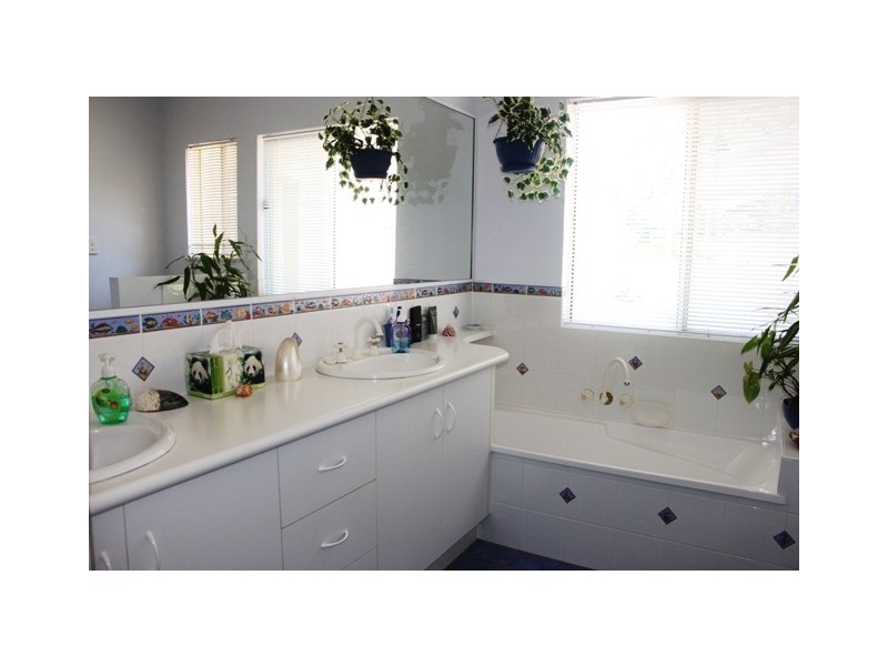 14 Nimrod Close, Speewah QLD 4881