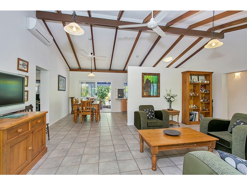 Kewarra Beach QLD 4879