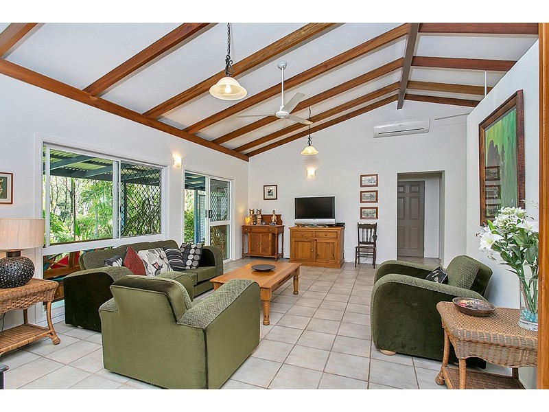 Kewarra Beach QLD 4879