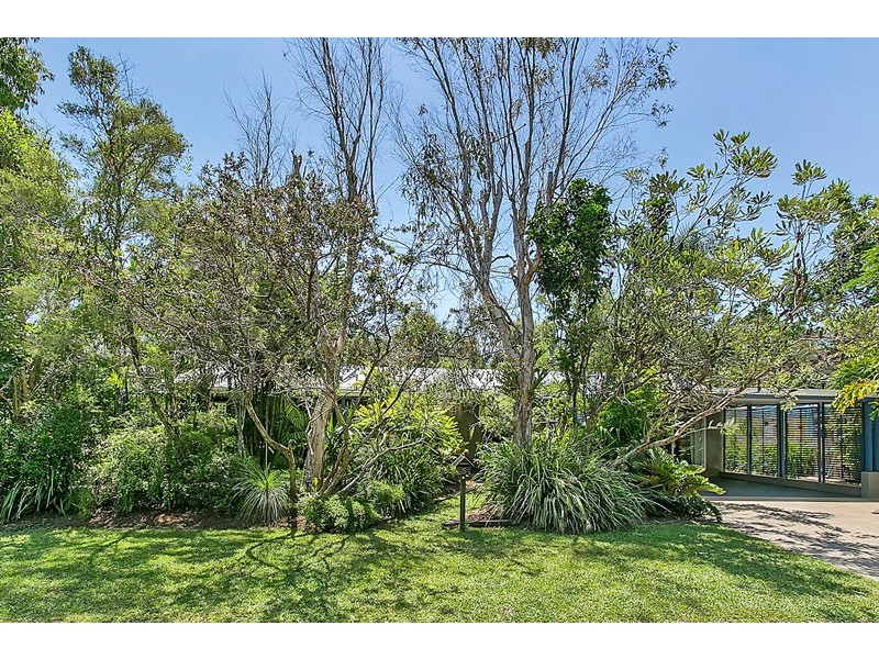 Kewarra Beach QLD 4879