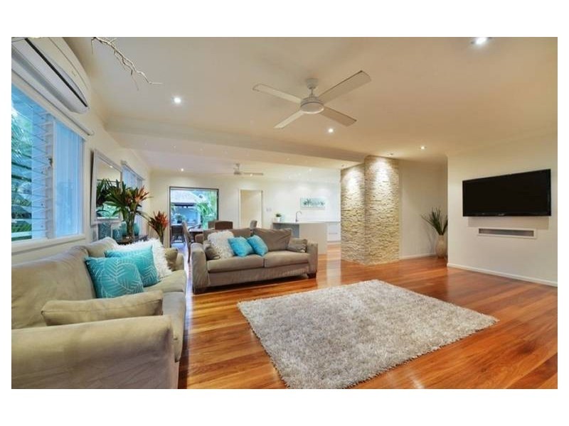 57 Arlington Esplanade, Clifton Beach QLD 4879