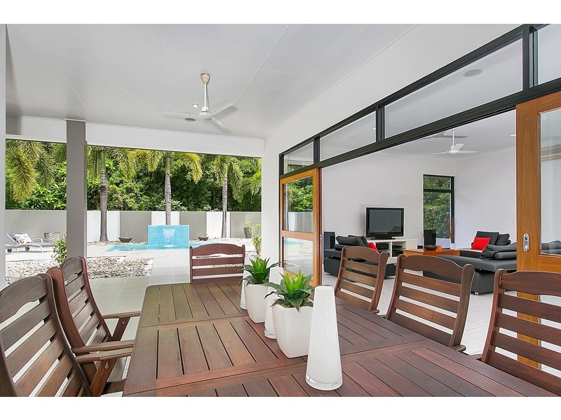 11 Bramble Street, Clifton Beach QLD 4879