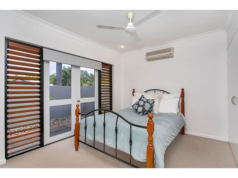 11 Bramble Street, Clifton Beach QLD 4879