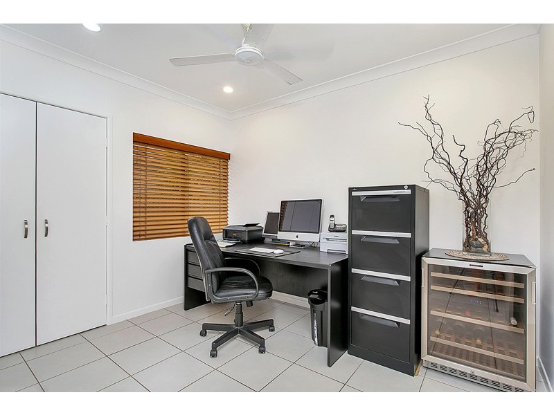 11 Bramble Street, Clifton Beach QLD 4879