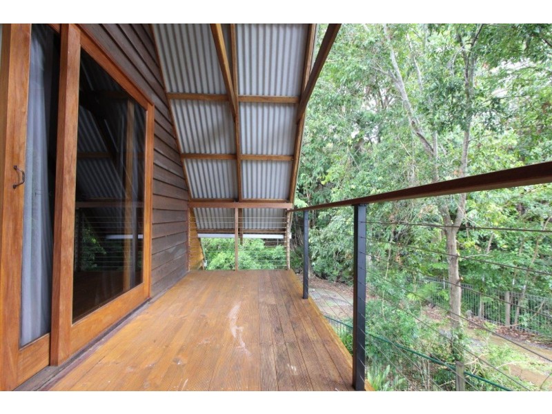 10 Strombus Ave, Trinity Beach QLD 4879