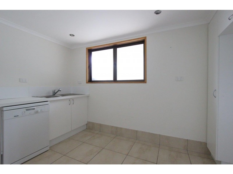 10 Strombus Ave, Trinity Beach QLD 4879