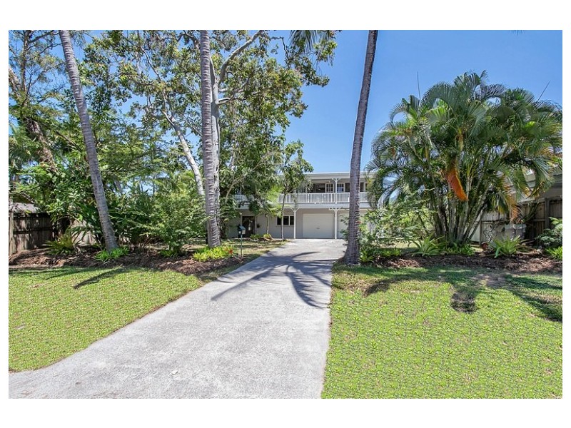 49 Terebra Street, Palm Cove QLD 4879