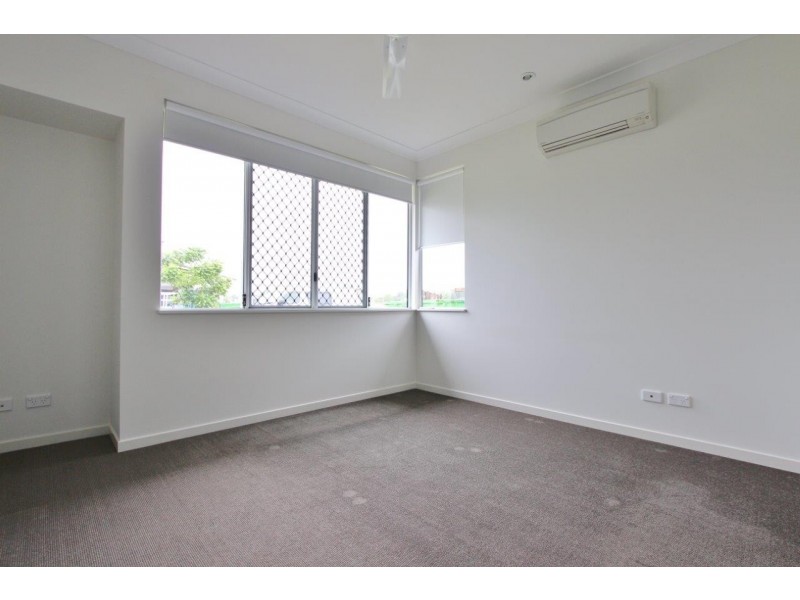 22 Seaways Street, Trinity Beach QLD 4879