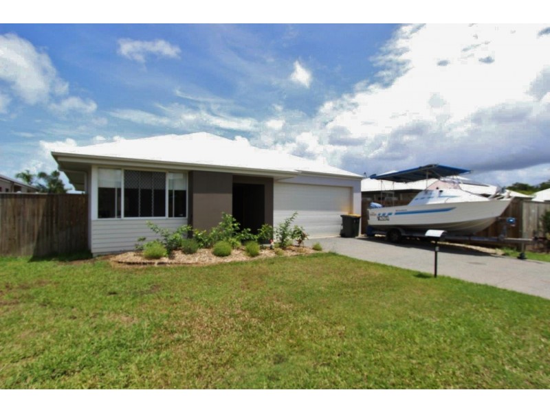 22 Seaways Street, Trinity Beach QLD 4879
