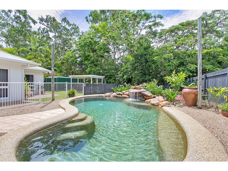 Clifton Beach QLD 4879
