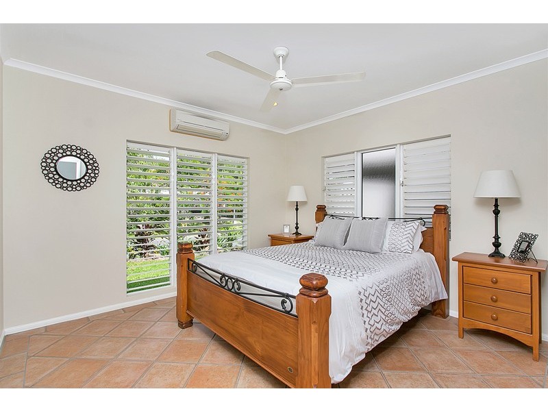 Clifton Beach QLD 4879