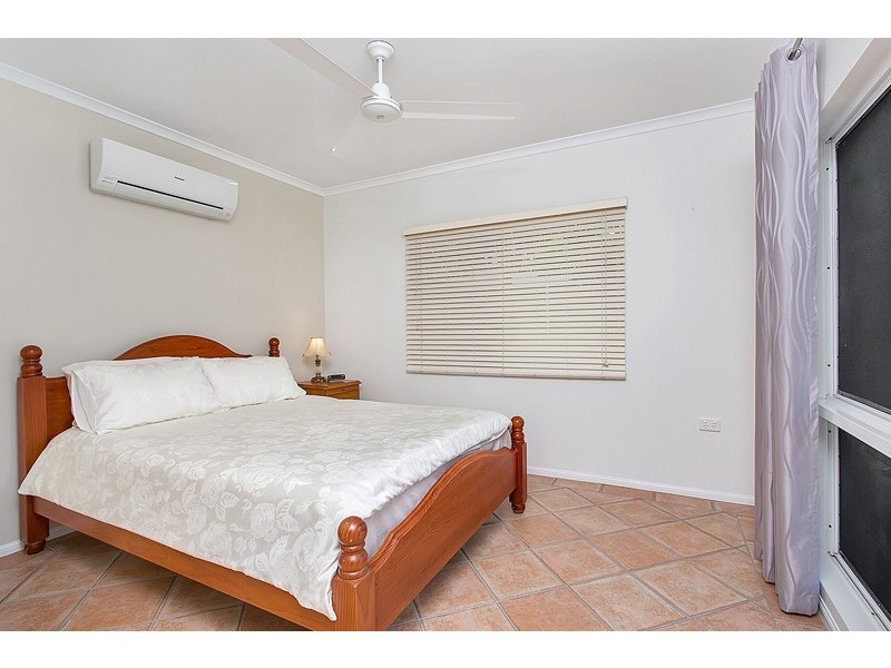 Clifton Beach QLD 4879