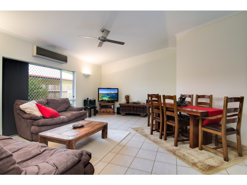 3 Castaways Close, Kewarra Beach QLD 4879
