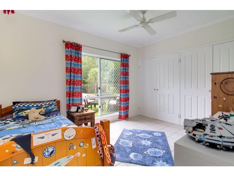 3 Castaways Close, Kewarra Beach QLD 4879