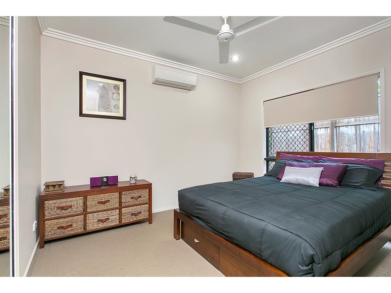 8 Port Close, Trinity Beach QLD 4879