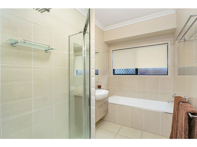 8 Port Close, Trinity Beach QLD 4879