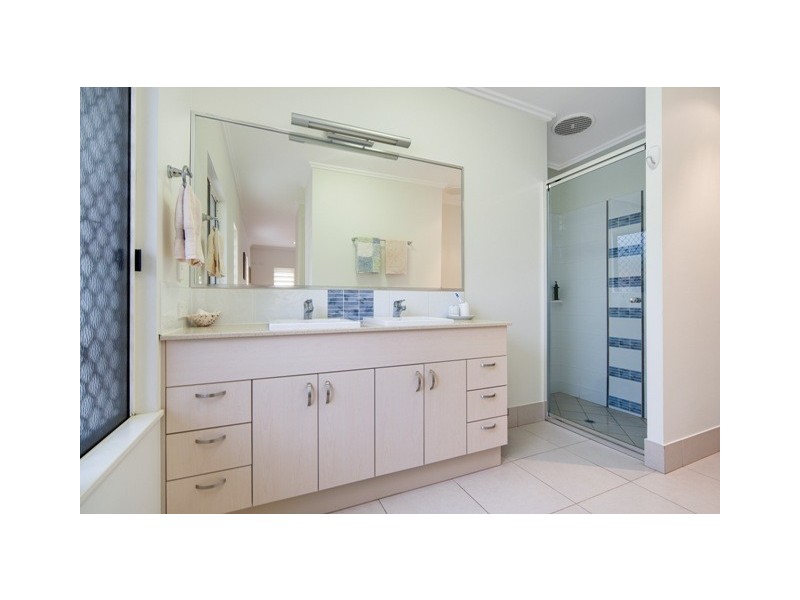 Kewarra Beach QLD 4879