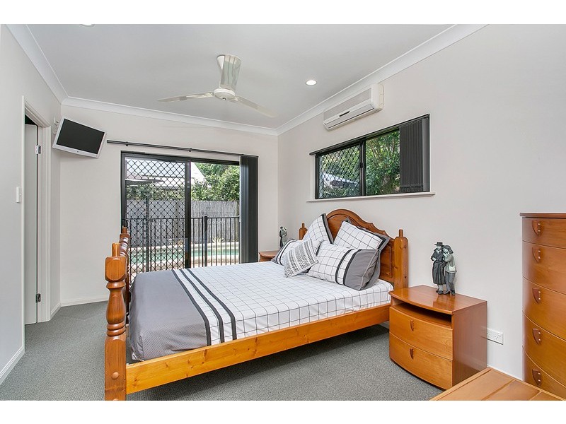 Kewarra Beach QLD 4879