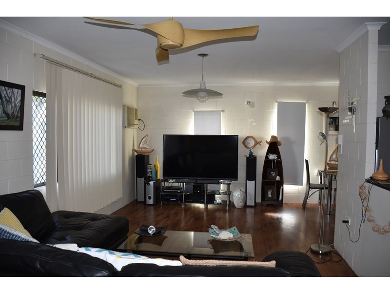 30 Baronia Crescent, Holloways Beach QLD 4878