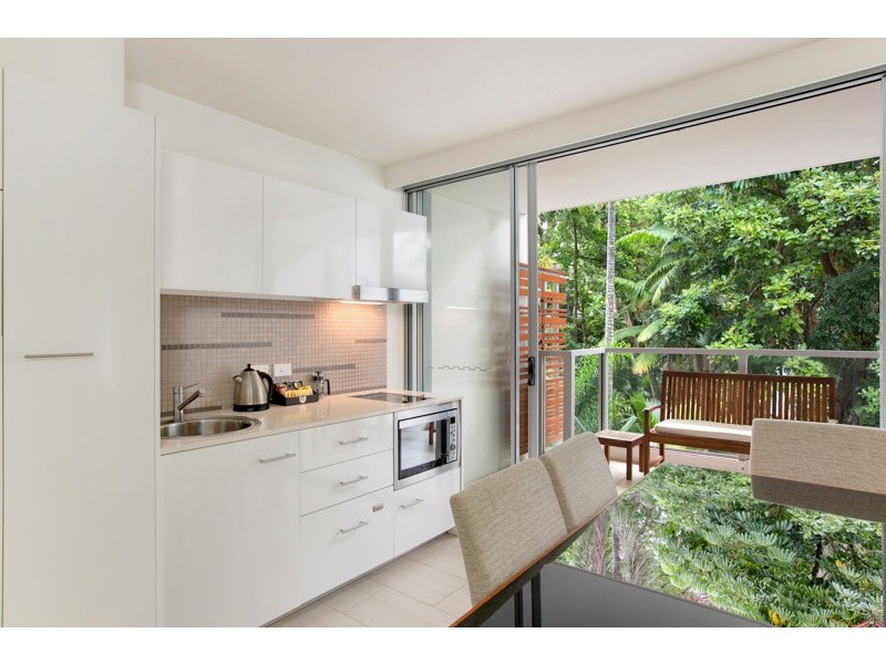 3301/41 Williams Esplanade, Palm Cove QLD 4879