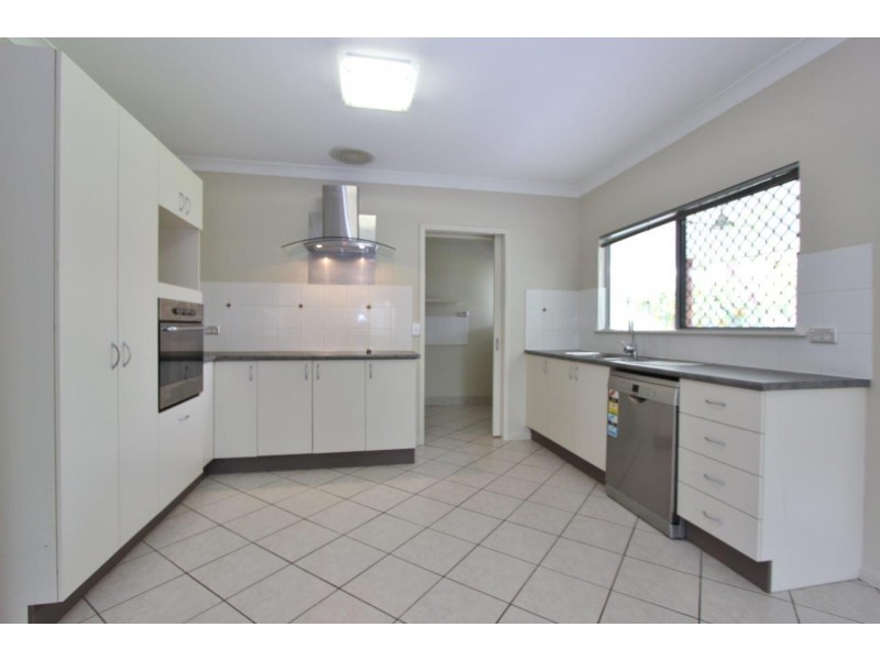 26 Narabeen Street, Kewarra Beach QLD 4879