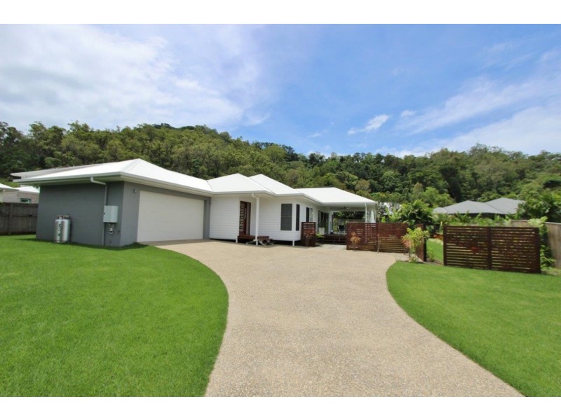 27 Bowline Place, Trinity Beach QLD 4879