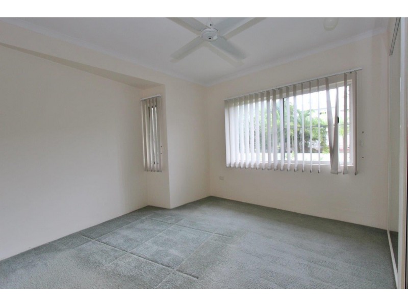 10/100 Moore Street, Trinity Beach QLD 4879