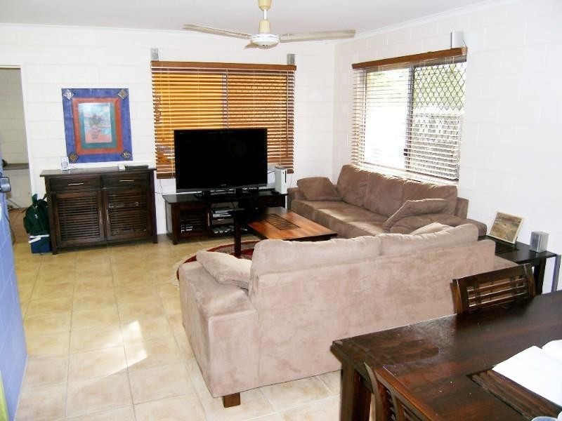 Trinity Beach QLD 4879