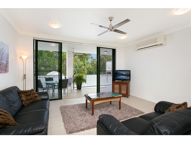 Palm Cove QLD 4879