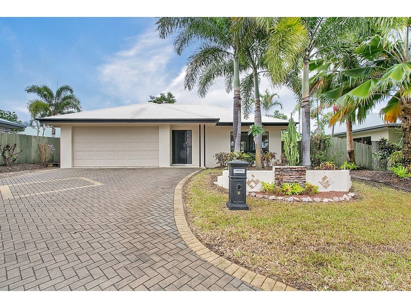 8 Mia Street, Kewarra Beach QLD 4879