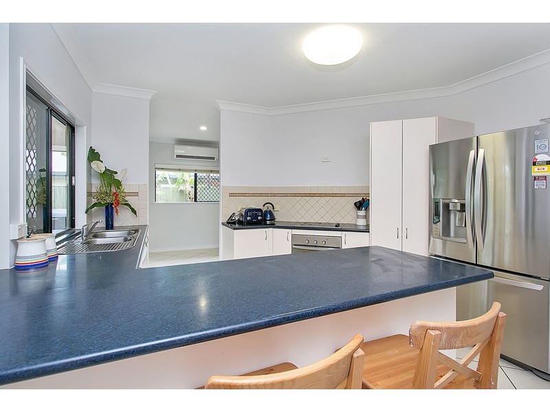 8 Mia Street, Kewarra Beach QLD 4879