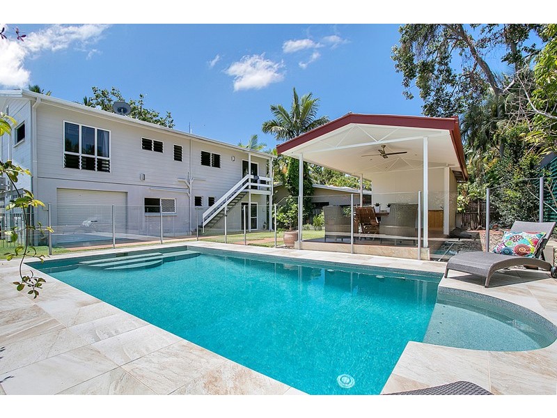 49 Terebra Street, Palm Cove QLD 4879