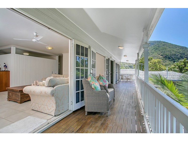 49 Terebra Street, Palm Cove QLD 4879