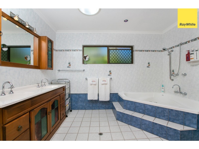 14 Manus Street, Trinity Beach QLD 4879