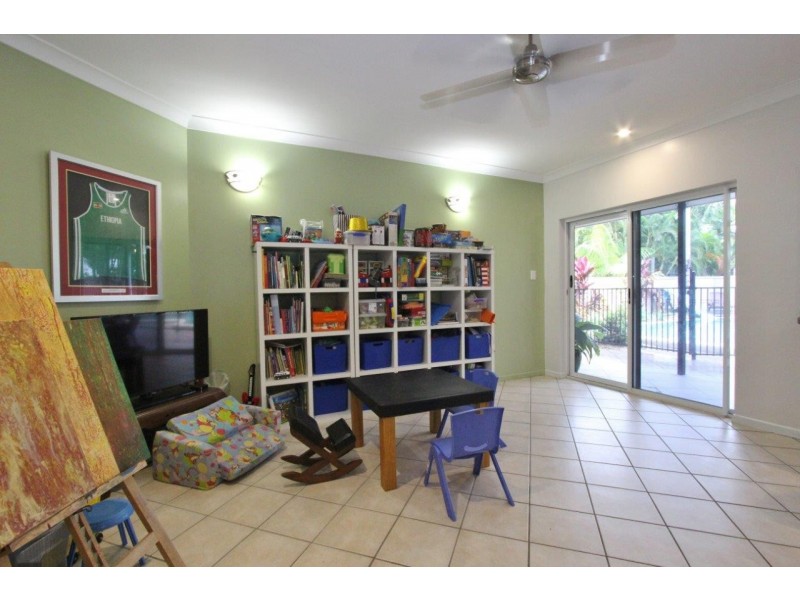 15 Ilse Close, Clifton Beach QLD 4879