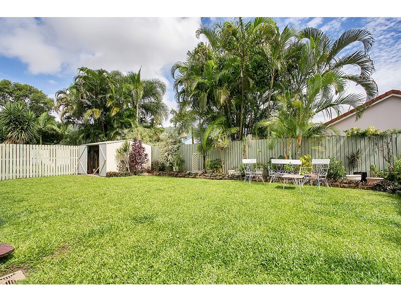12 Moore Road, Kewarra Beach QLD 4879