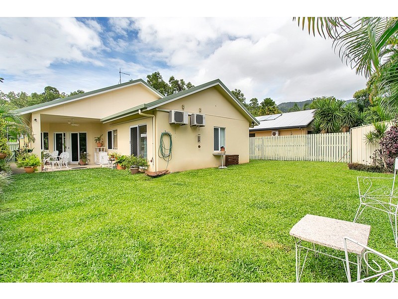 12 Moore Road, Kewarra Beach QLD 4879