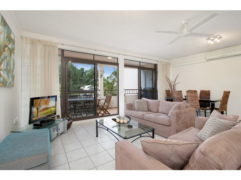 8/5 Amphora Street, Palm Cove QLD 4879