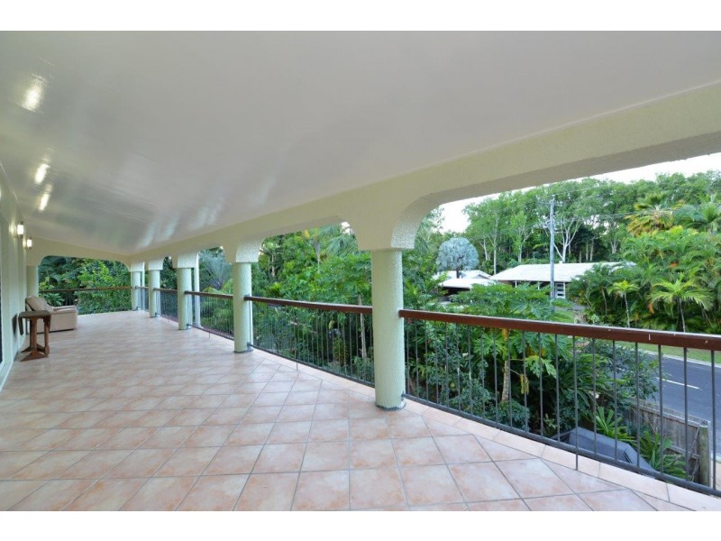 Clifton Beach QLD 4879