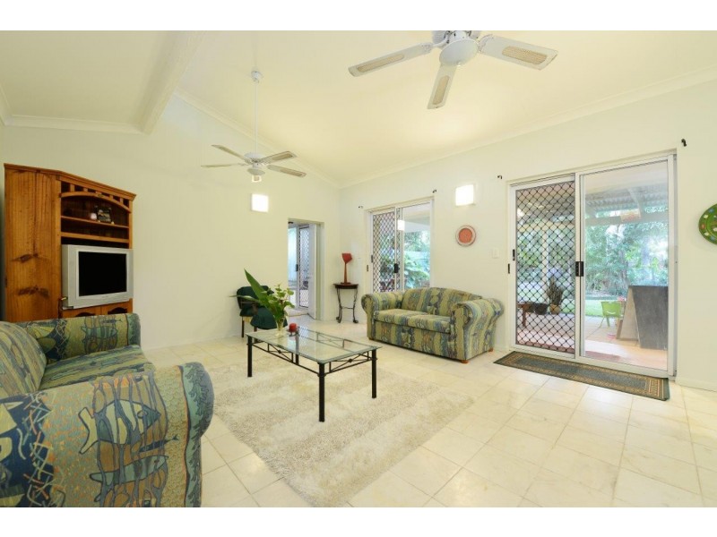Clifton Beach QLD 4879