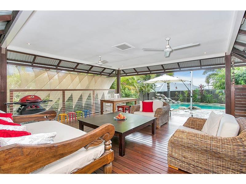 7 Everglades Street, Palm Cove QLD 4879