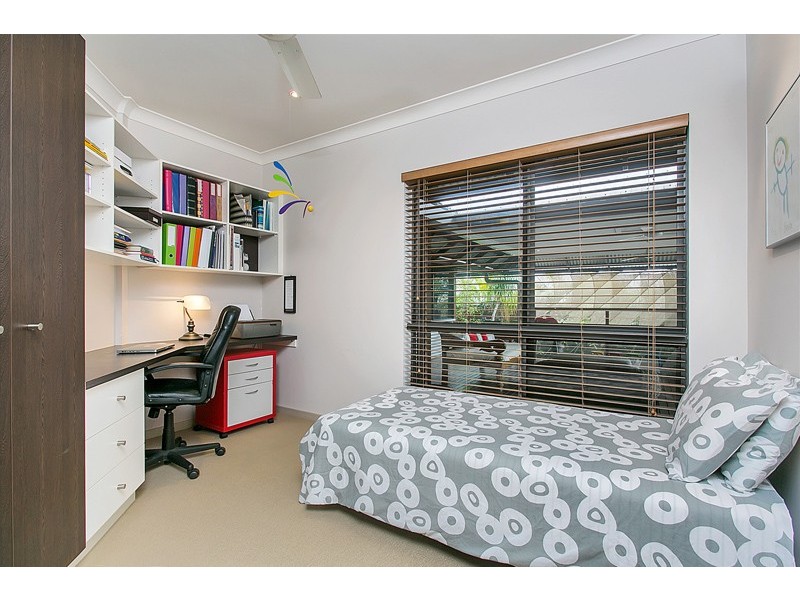 7 Everglades Street, Palm Cove QLD 4879