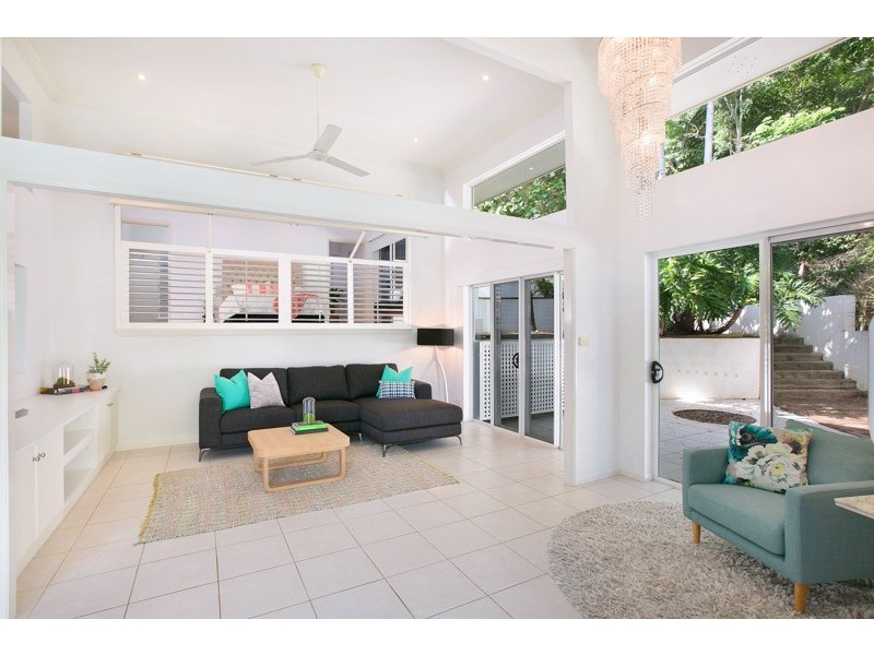 51 Crowsnest Terrace, Trinity Beach QLD 4879