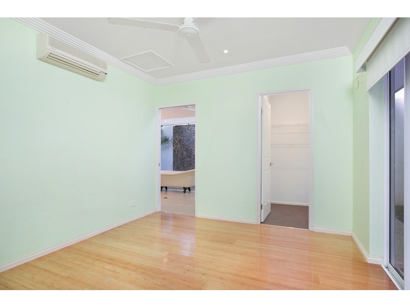 51 Crowsnest Terrace, Trinity Beach QLD 4879