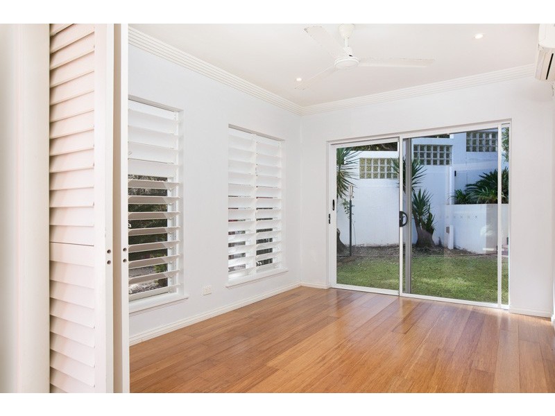 51 Crowsnest Terrace, Trinity Beach QLD 4879