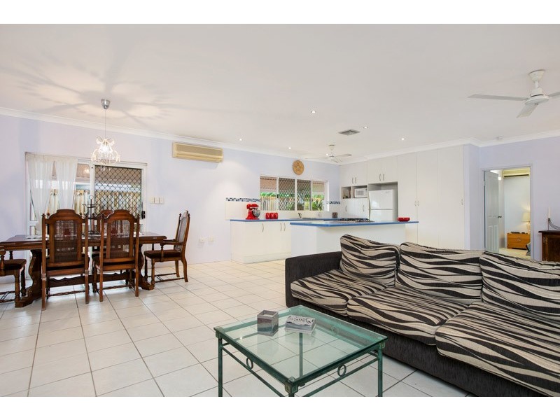 43 Trinity Beach Road, Trinity Beach QLD 4879