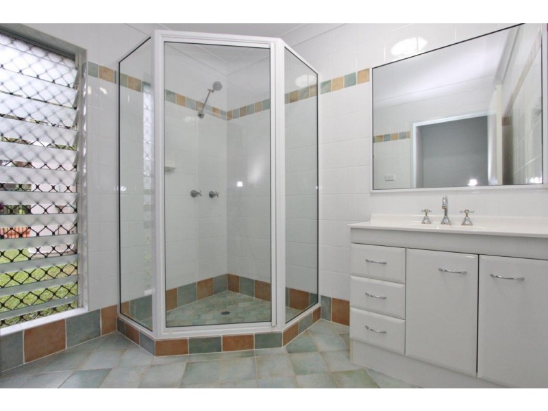 14 Conch Close, Trinity Beach QLD 4879