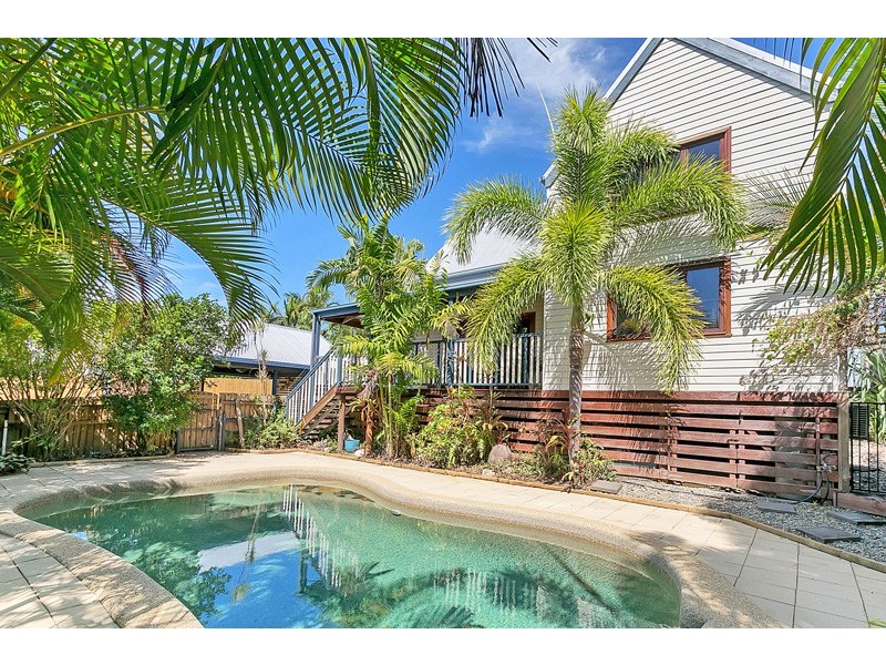 Kewarra Beach QLD 4879
